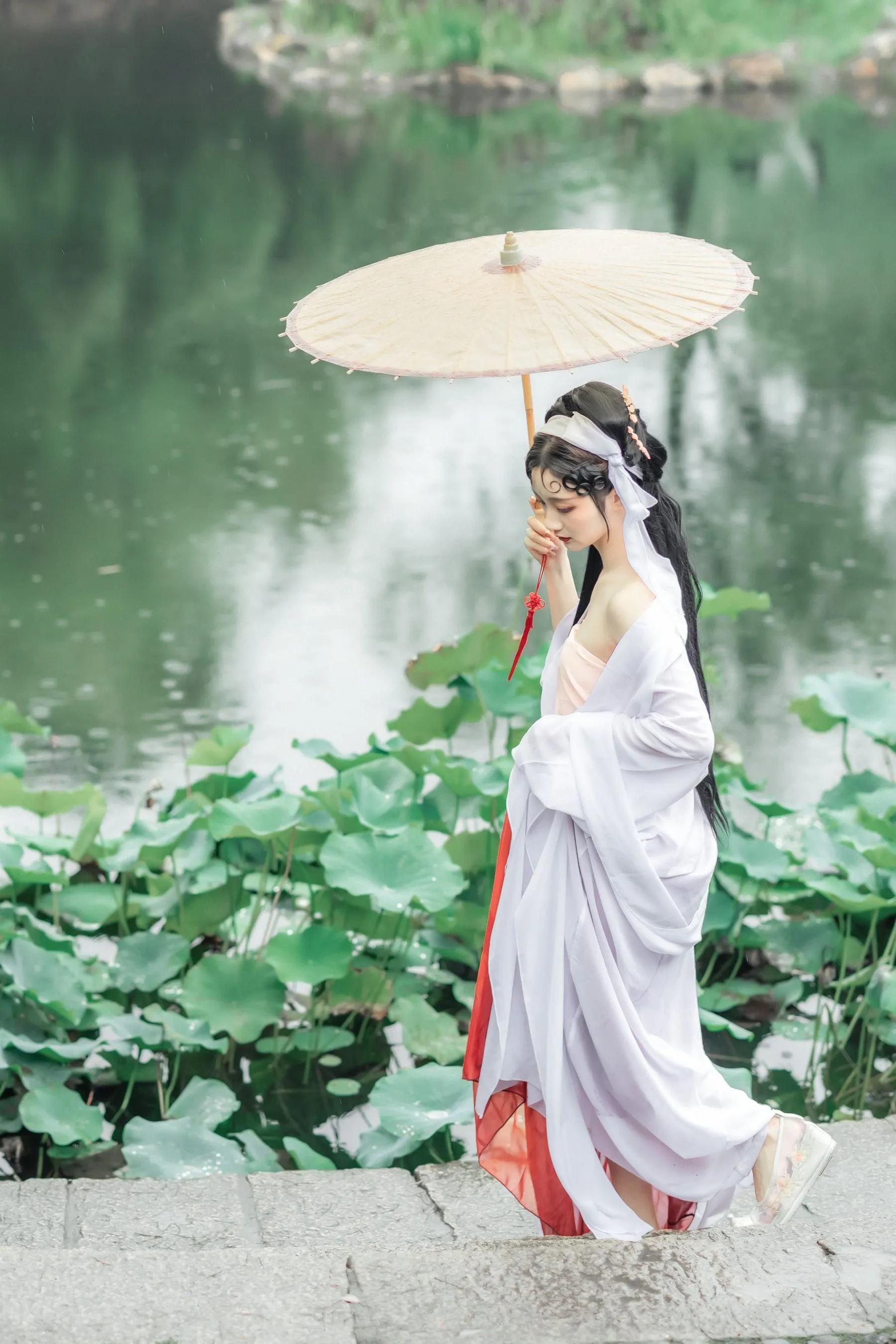 [艺图语] 2022.06.03  白蛇传奇 兔子Zzz不吃胡萝卜 [25P]插图7